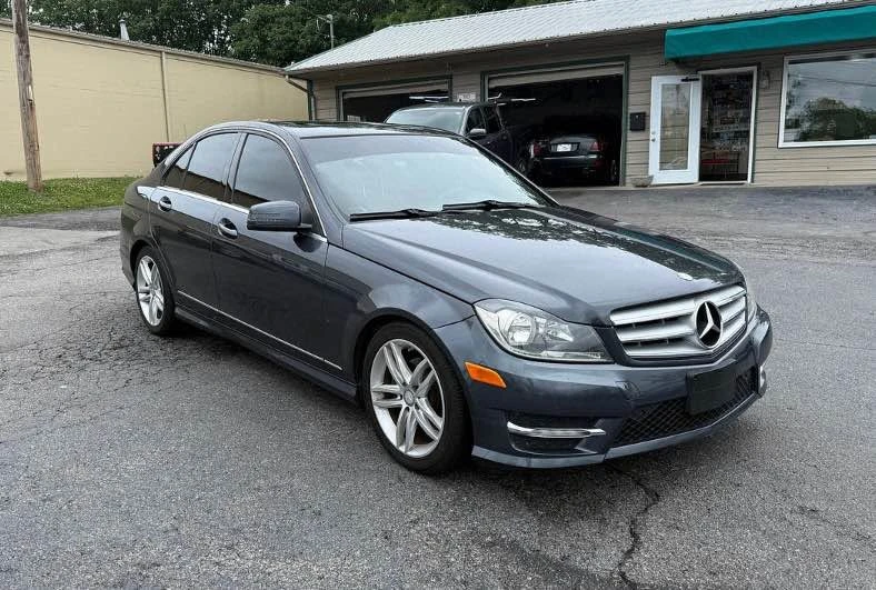 2013 Mercedes-Benz W204 C-Class - Image 2 of 6