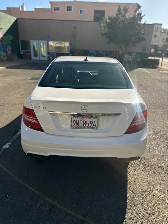 2013 Mercedes-Benz W204 C-Class - Image 5 of 11