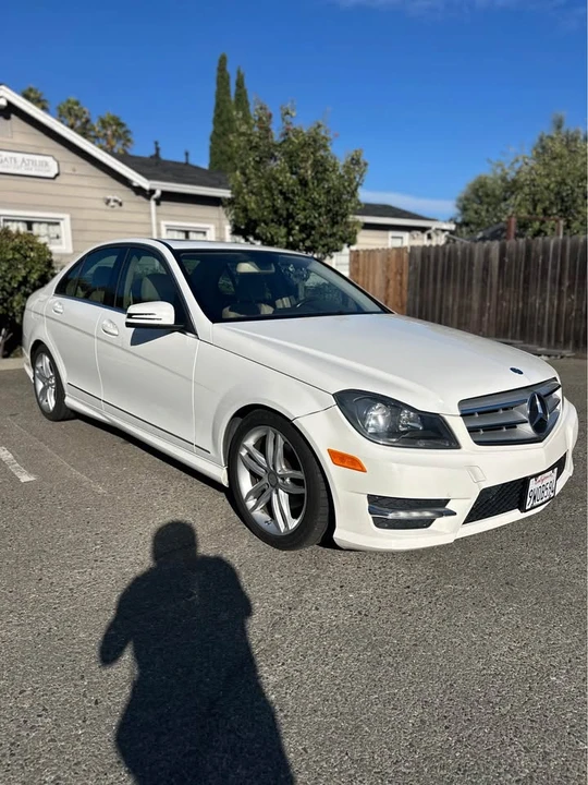 2013 Mercedes-Benz W204 C-Class - Image 3 of 11