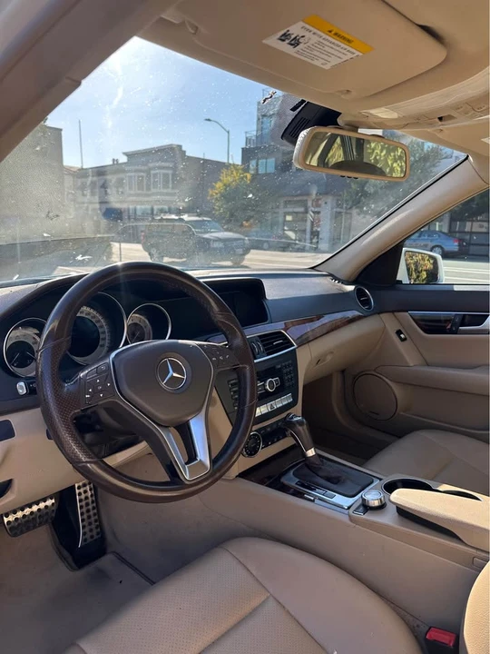 2013 Mercedes-Benz W204 C-Class - Image 7 of 11