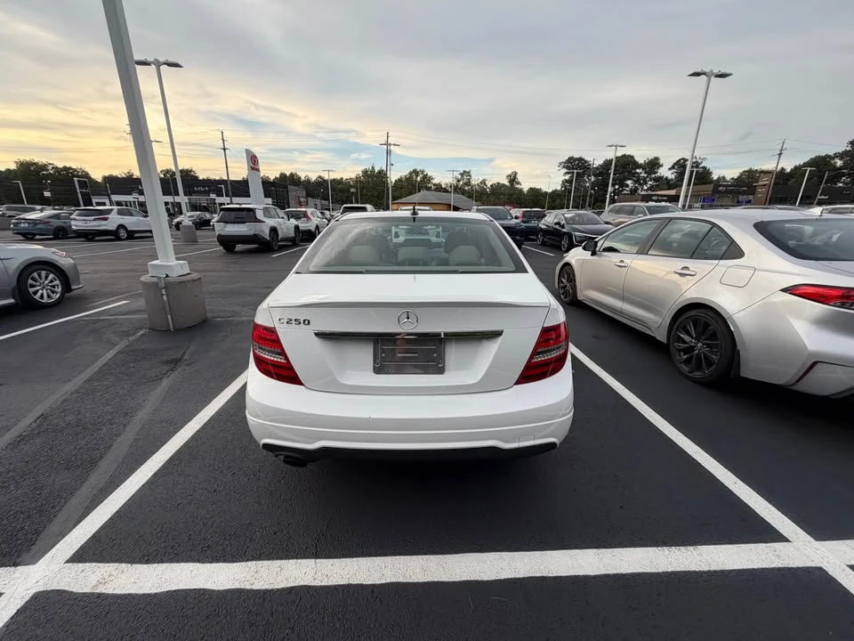 2013 Mercedes-Benz W204 C-Class - Image 3 of 8
