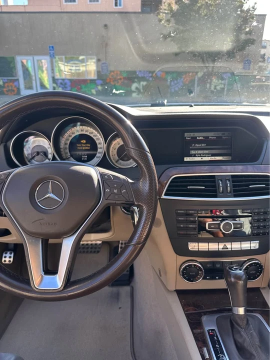 2013 Mercedes-Benz W204 C-Class - Image 8 of 11