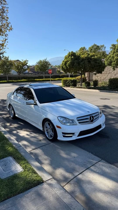 2013 Mercedes-Benz W204 C-Class - Image 4 of 13