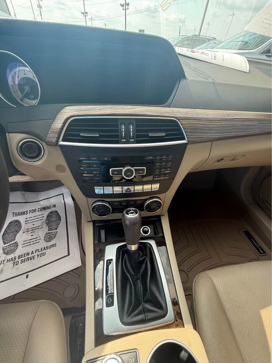 2013 Mercedes-Benz W204 C-Class - Image 11 of 14
