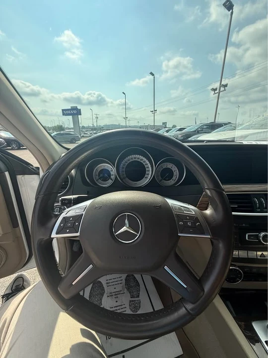 2013 Mercedes-Benz W204 C-Class - Image 12 of 14
