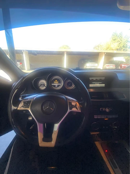 2013 Mercedes-Benz W204 C-Class - Image 4 of 9