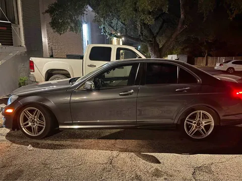 2013 Mercedes-Benz C-Class C 250 Luxury Sedan 4D