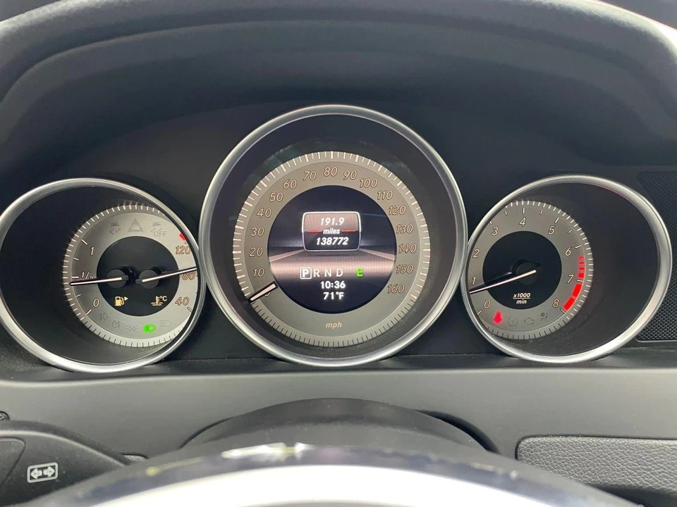 2013 Mercedes-Benz W204 C-Class - Image 16 of 21