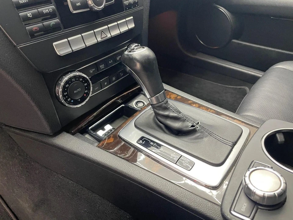 2013 Mercedes-Benz W204 C-Class - Image 21 of 21