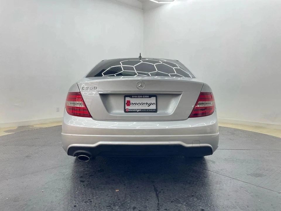 2013 Mercedes-Benz W204 C-Class - Image 5 of 21