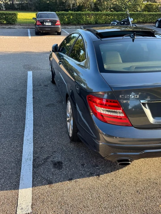 2013 Mercedes-Benz W204 C-Class - Image 10 of 14