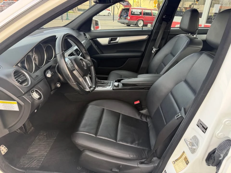 2013 Mercedes-Benz W204 C-Class - Image 9 of 15