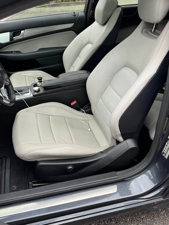 2013 Mercedes-Benz W204 C-Class - Image 13 of 14
