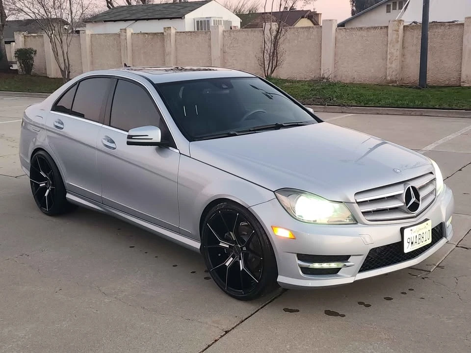 2013 Mercedes-Benz W204 C-Class - Image 4 of 14