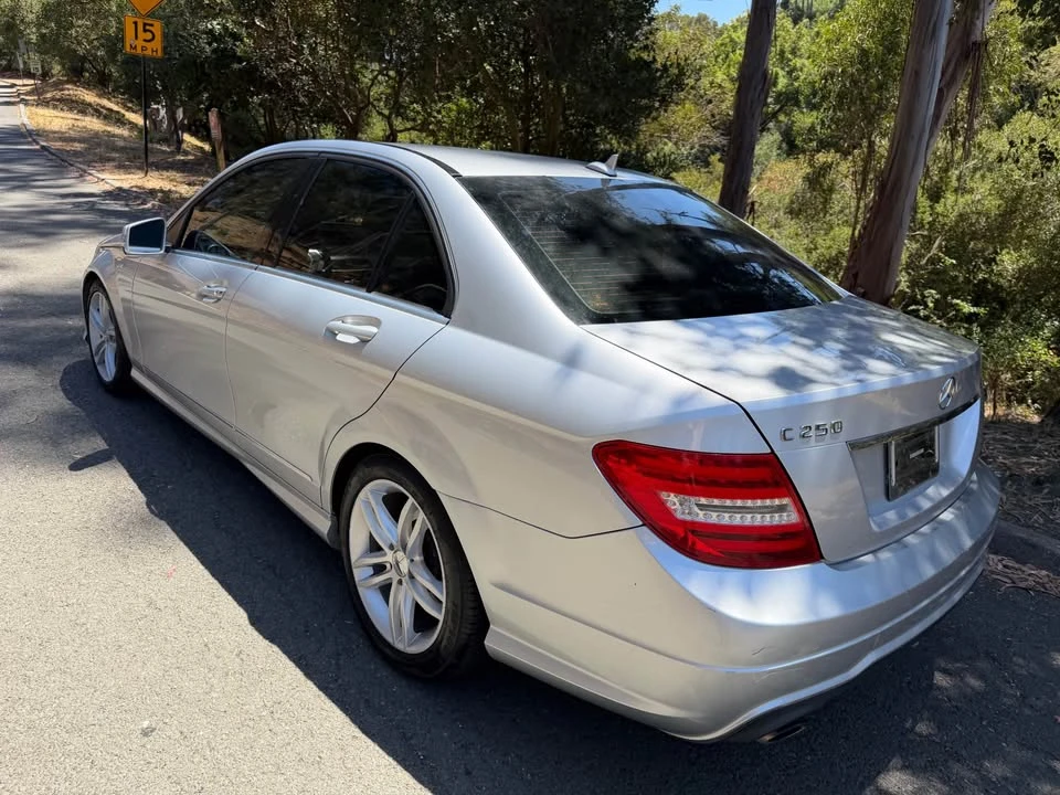 2013 Mercedes-Benz W204 C-Class - Image 4 of 10