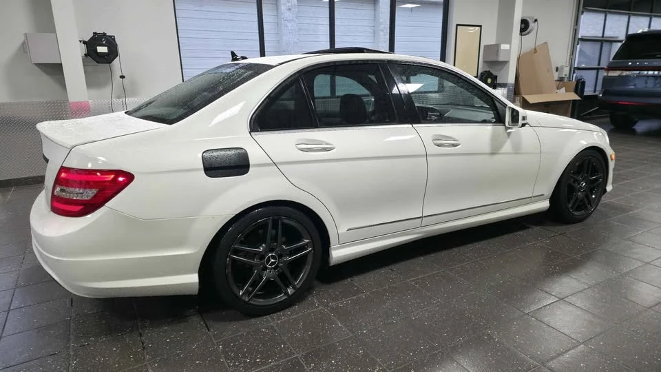 2013 Mercedes-Benz W204 C-Class - Image 3 of 19