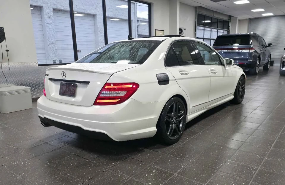 2013 Mercedes-Benz W204 C-Class - Image 4 of 19