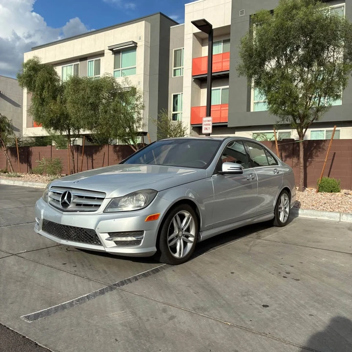 2013 Mercedes-Benz W204 C-Class - Image 2 of 9