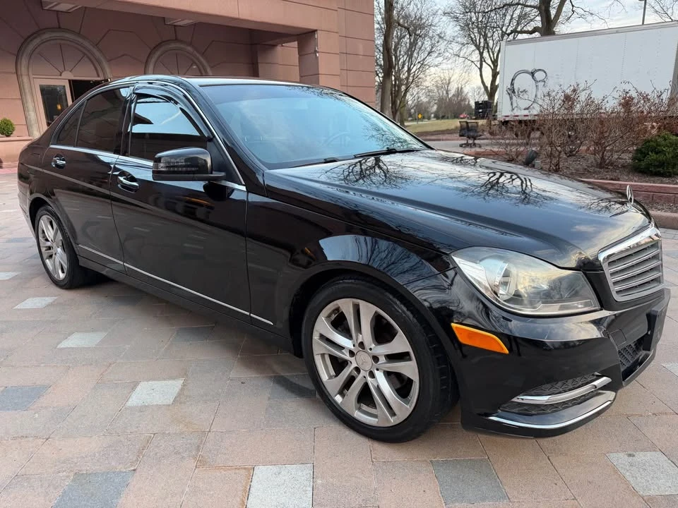 2013 Mercedes-Benz W204 C-Class - Image 8 of 20