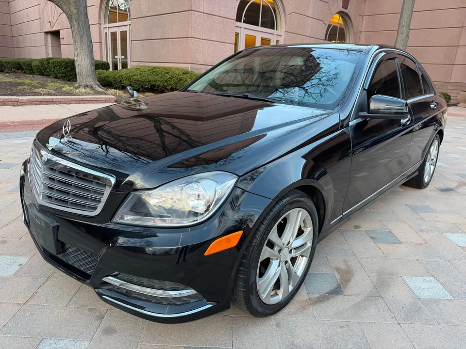 2013 Mercedes-Benz W204 C-Class - Image 2 of 20