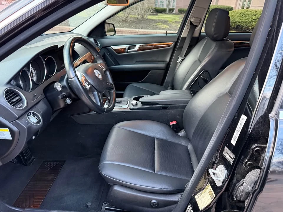 2013 Mercedes-Benz W204 C-Class - Image 11 of 20