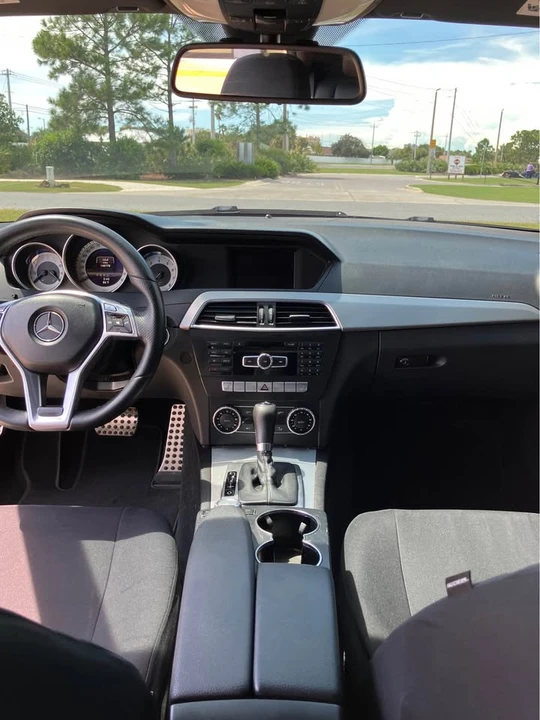 2013 Mercedes-Benz W204 C-Class - Image 6 of 11