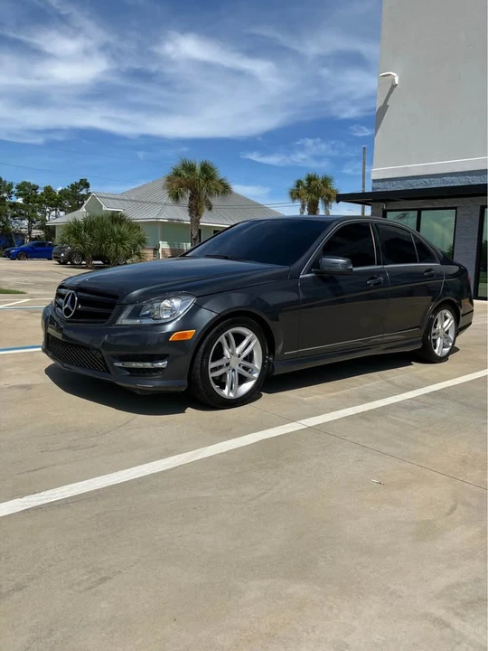 2013 Mercedes-Benz W204 C-Class - Image 2 of 11