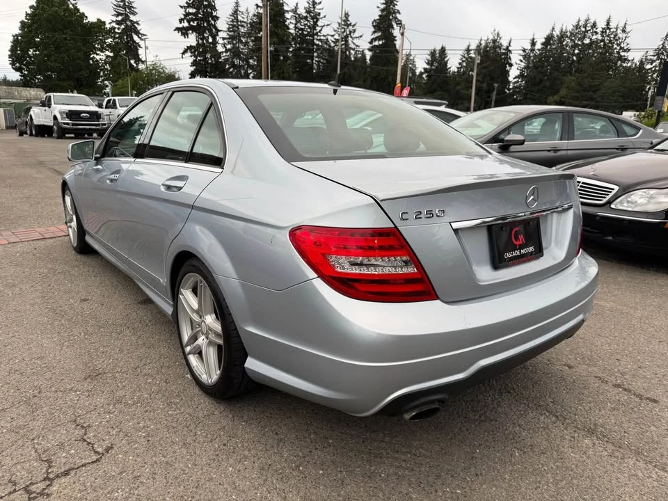 2013 Mercedes-Benz W204 C-Class - Image 4 of 19