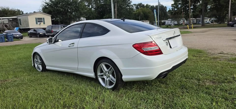 2013 Mercedes-Benz W204 C-Class - Image 4 of 17