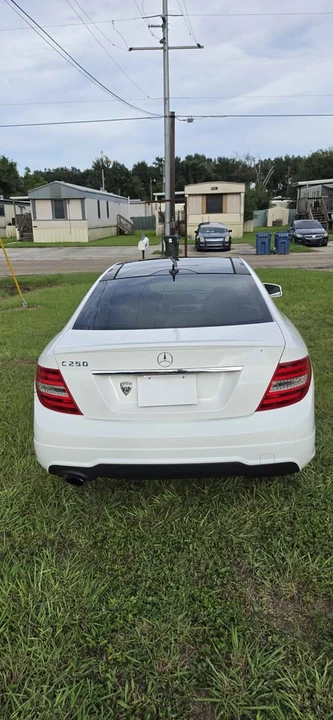 2013 Mercedes-Benz W204 C-Class - Image 5 of 17