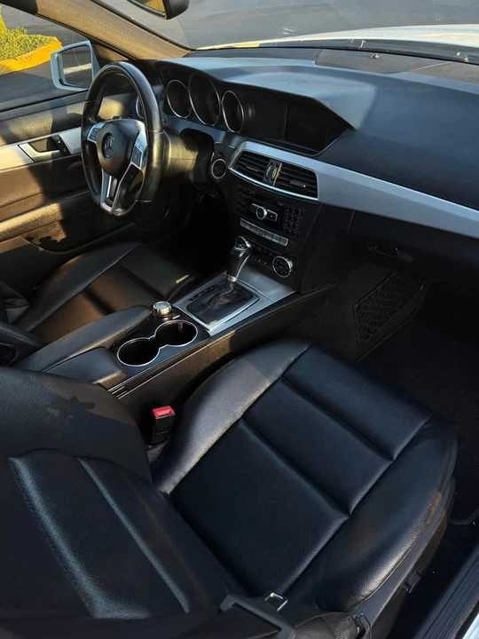 2013 Mercedes-Benz W204 C-Class - Image 6 of 10