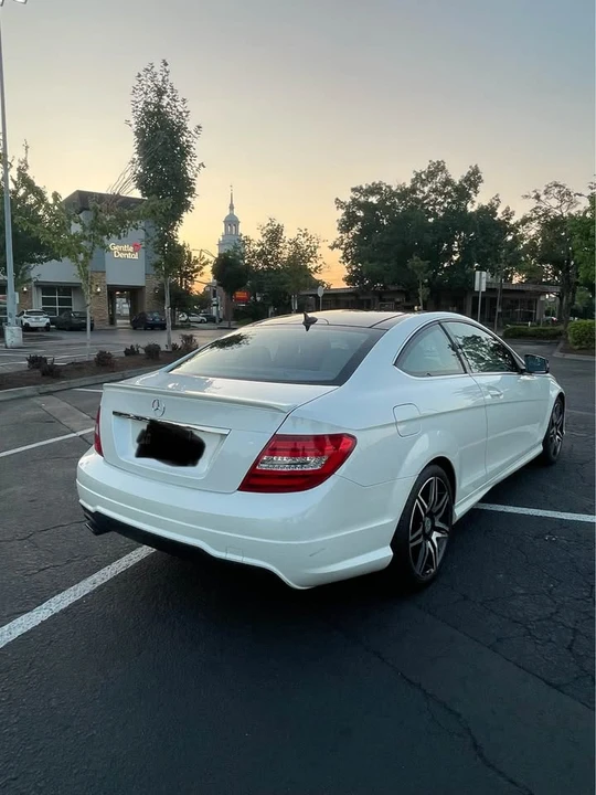 2013 Mercedes-Benz W204 C-Class - Image 3 of 11