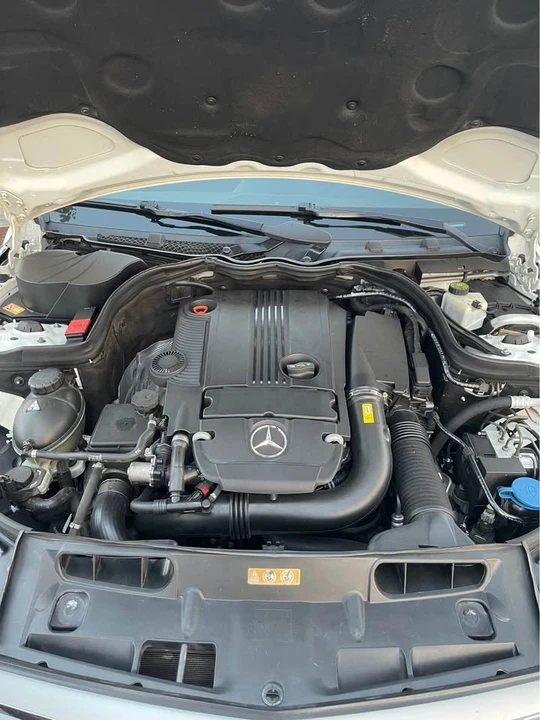 2013 Mercedes-Benz W204 C-Class - Image 4 of 11