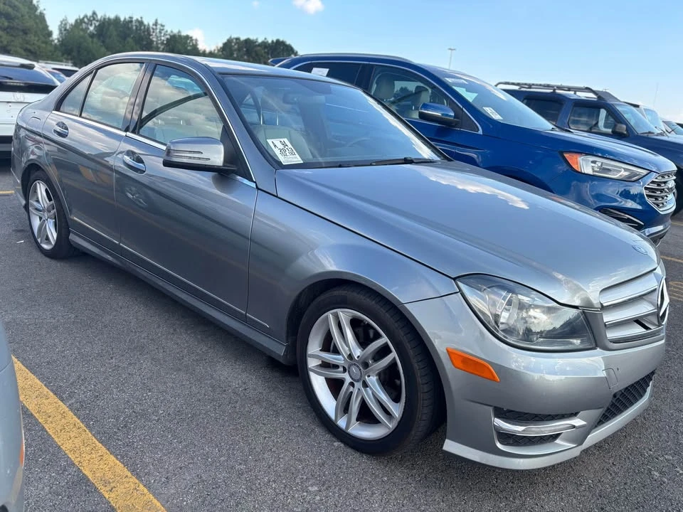 2013 Mercedes-Benz W204 C-Class - Image 3 of 7