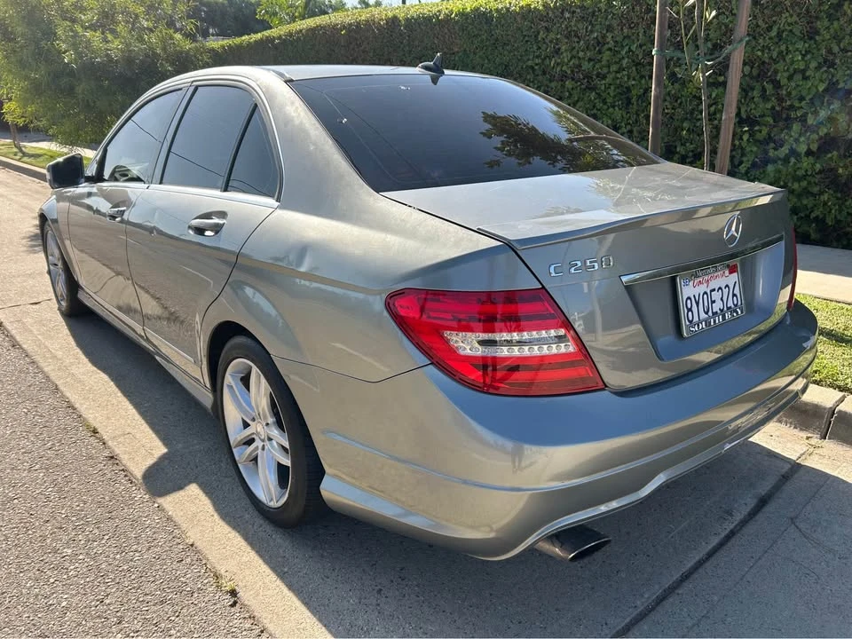 2013 Mercedes-Benz W204 C-Class - Image 9 of 12