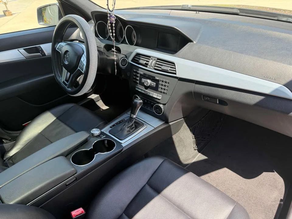 2013 Mercedes-Benz W204 C-Class - Image 2 of 20