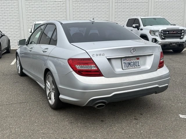 2013 Mercedes-Benz W204 C-Class - Image 3 of 3