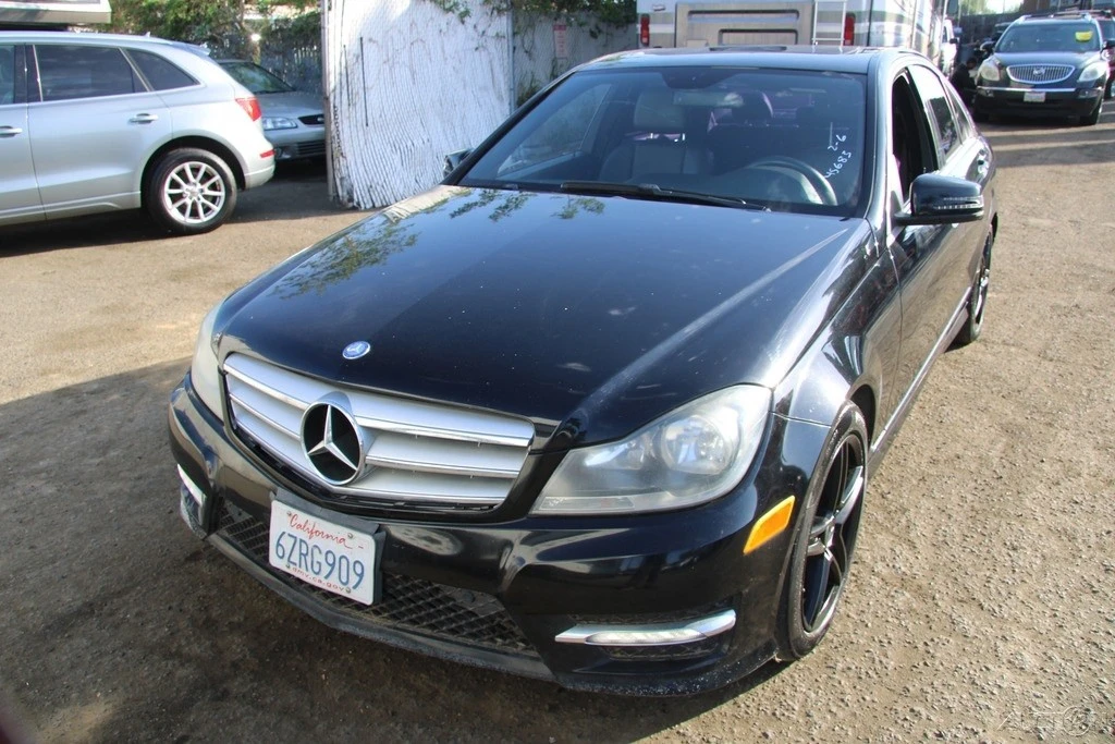 2013 Mercedes-Benz W204 C-Class - Image 2 of 21