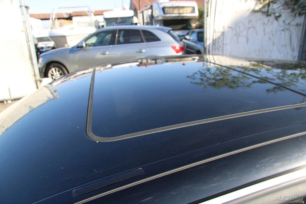 2013 Mercedes-Benz W204 C-Class - Image 12 of 21