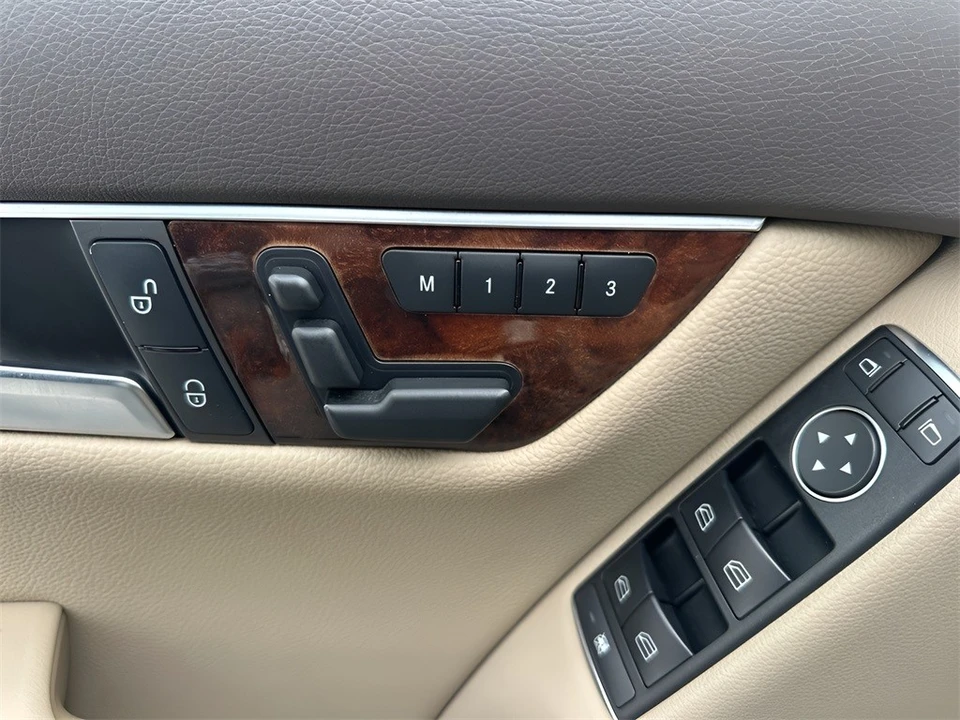 2013 Mercedes-Benz W204 C-Class - Image 10 of 12