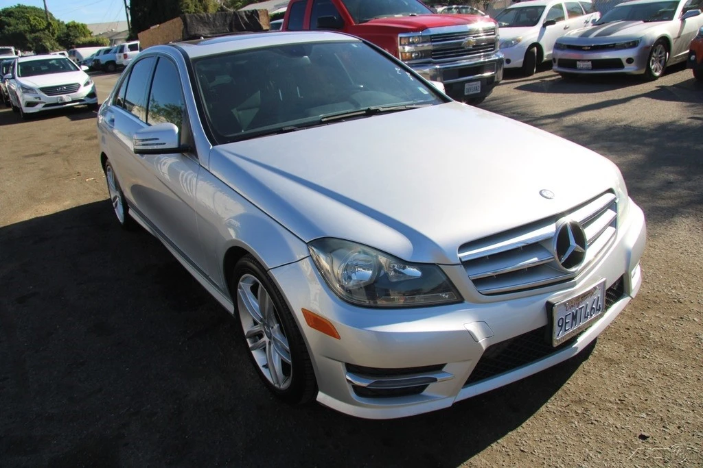 2013 Mercedes-Benz W204 C-Class - Image 9 of 21