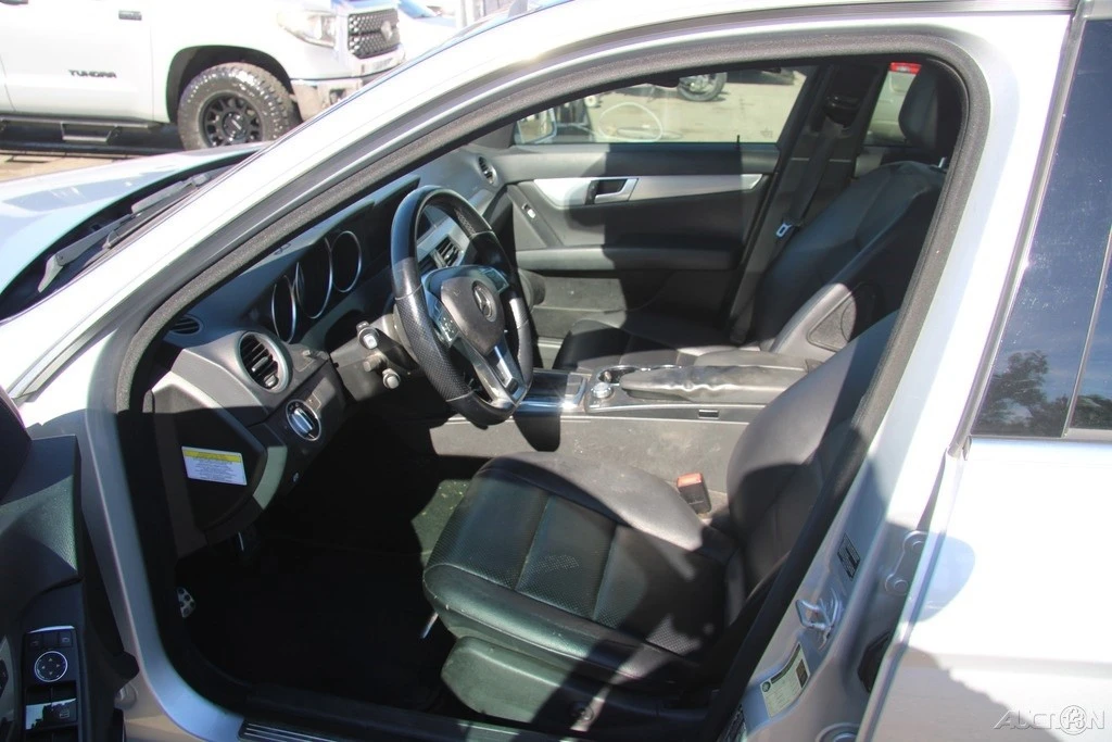 2013 Mercedes-Benz W204 C-Class - Image 14 of 21