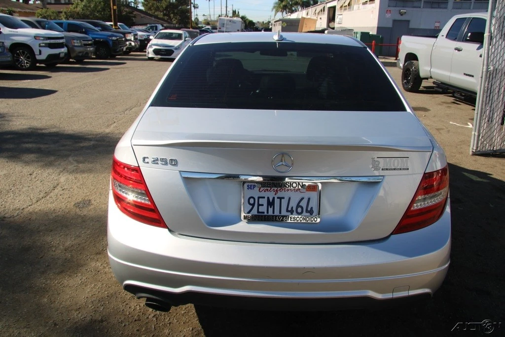 2013 Mercedes-Benz W204 C-Class - Image 5 of 21