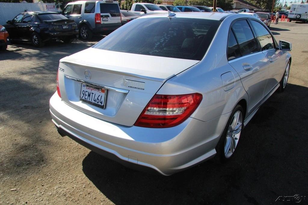 2013 Mercedes-Benz W204 C-Class - Image 6 of 21