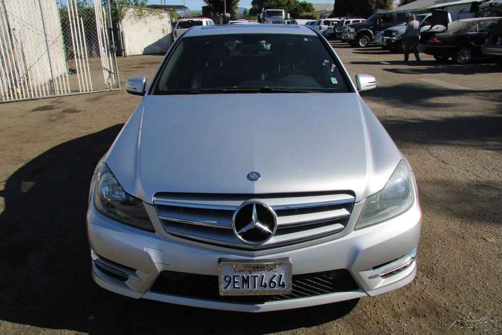 2013 Mercedes-Benz W204 C-Class - Image 10 of 21