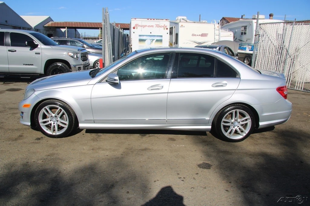 2013 Mercedes-Benz W204 C-Class - Image 3 of 21