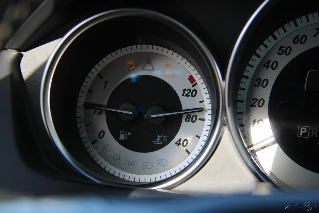 2013 Mercedes-Benz W204 C-Class - Image 20 of 21