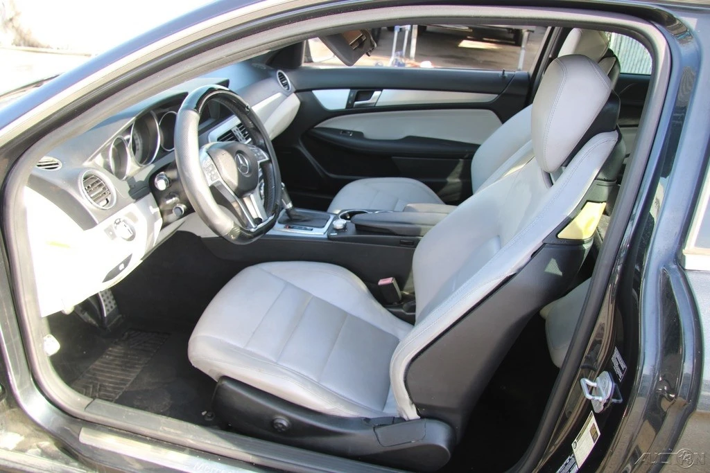 2013 Mercedes-Benz W204 C-Class - Image 15 of 21