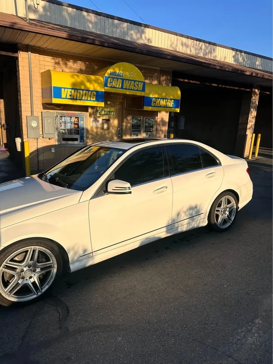 2013 Mercedes-Benz W204 C-Class - Image 3 of 5