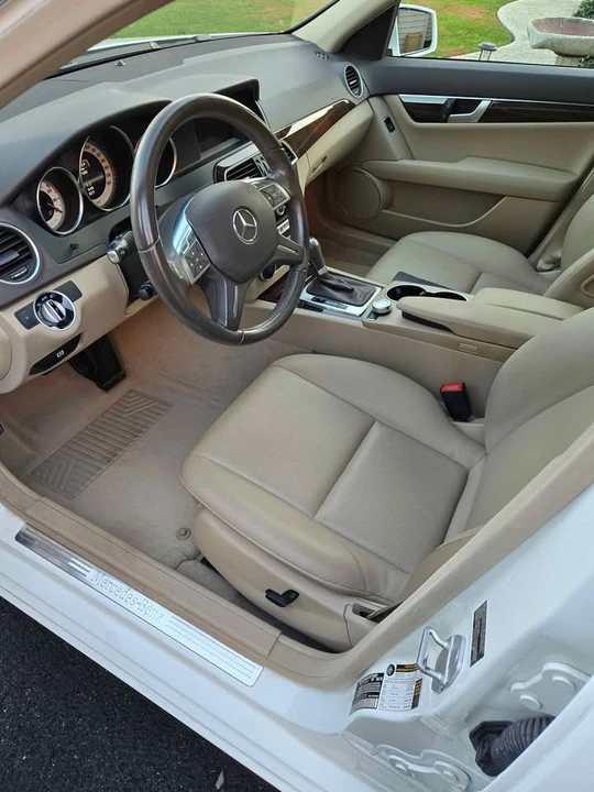 2013 Mercedes-Benz W204 C-Class - Image 3 of 7